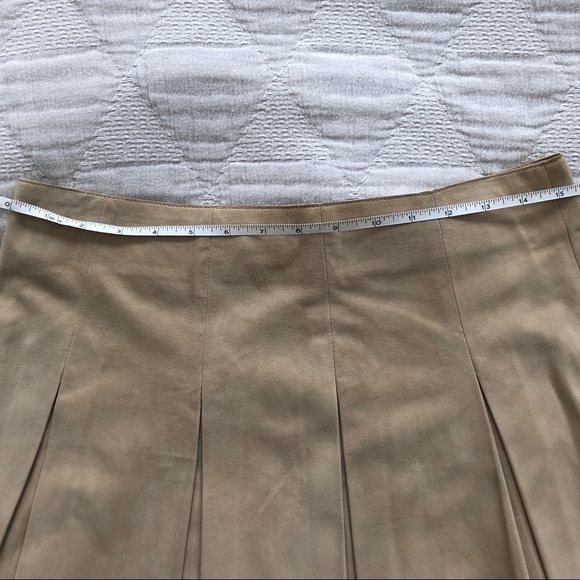 Theory Suede Pleated Skirt - Picture 7 of 7